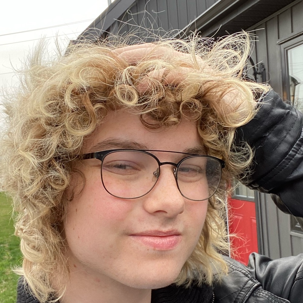Meet your Posher, Aiden